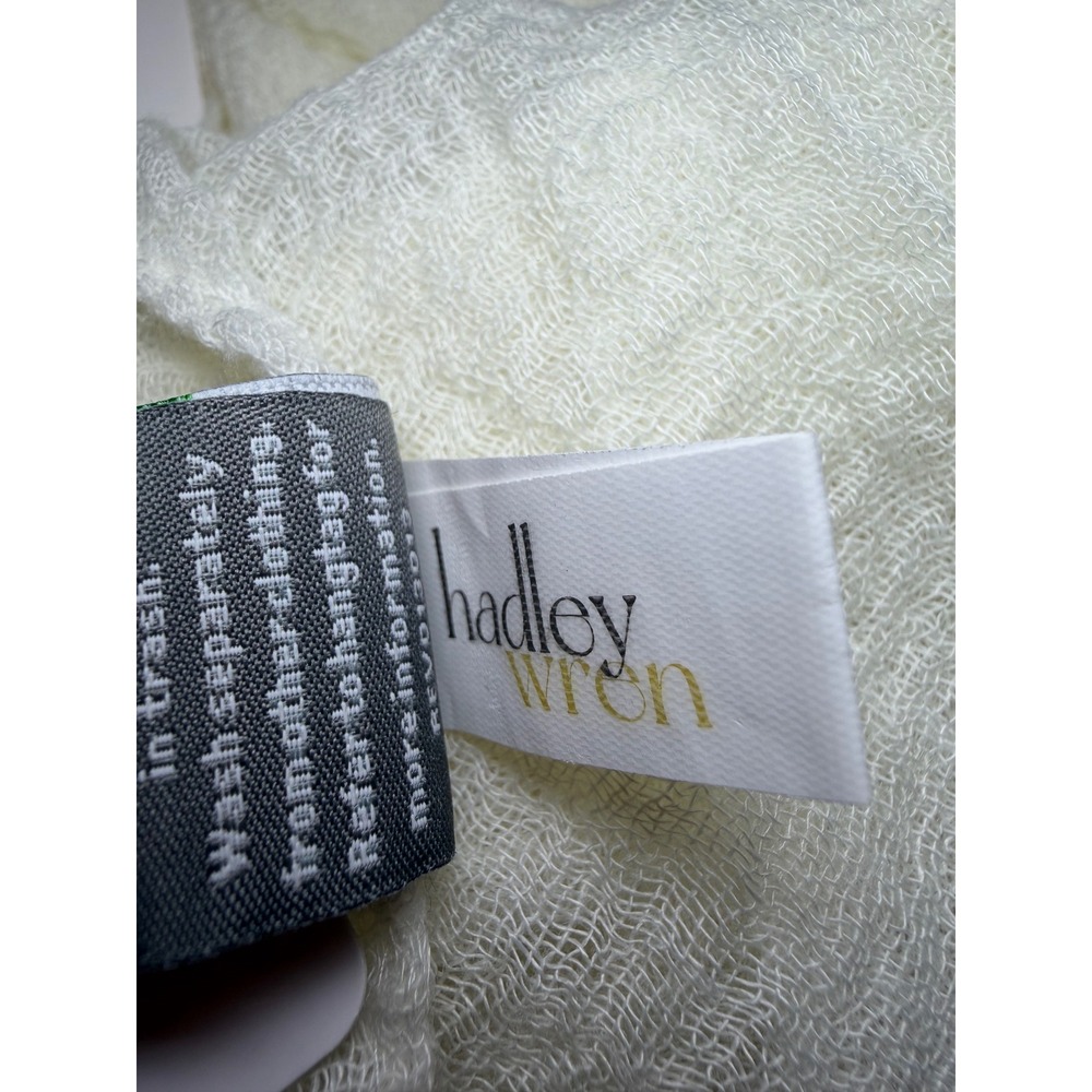 Hadley Wren Ivory Classic Insect Shield Scarf Repellent Apparel ISS177-IVR NWT - Picture 3 of 5